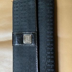 Giani Bernini - Ladies Wallet. Cloth/leather trim.